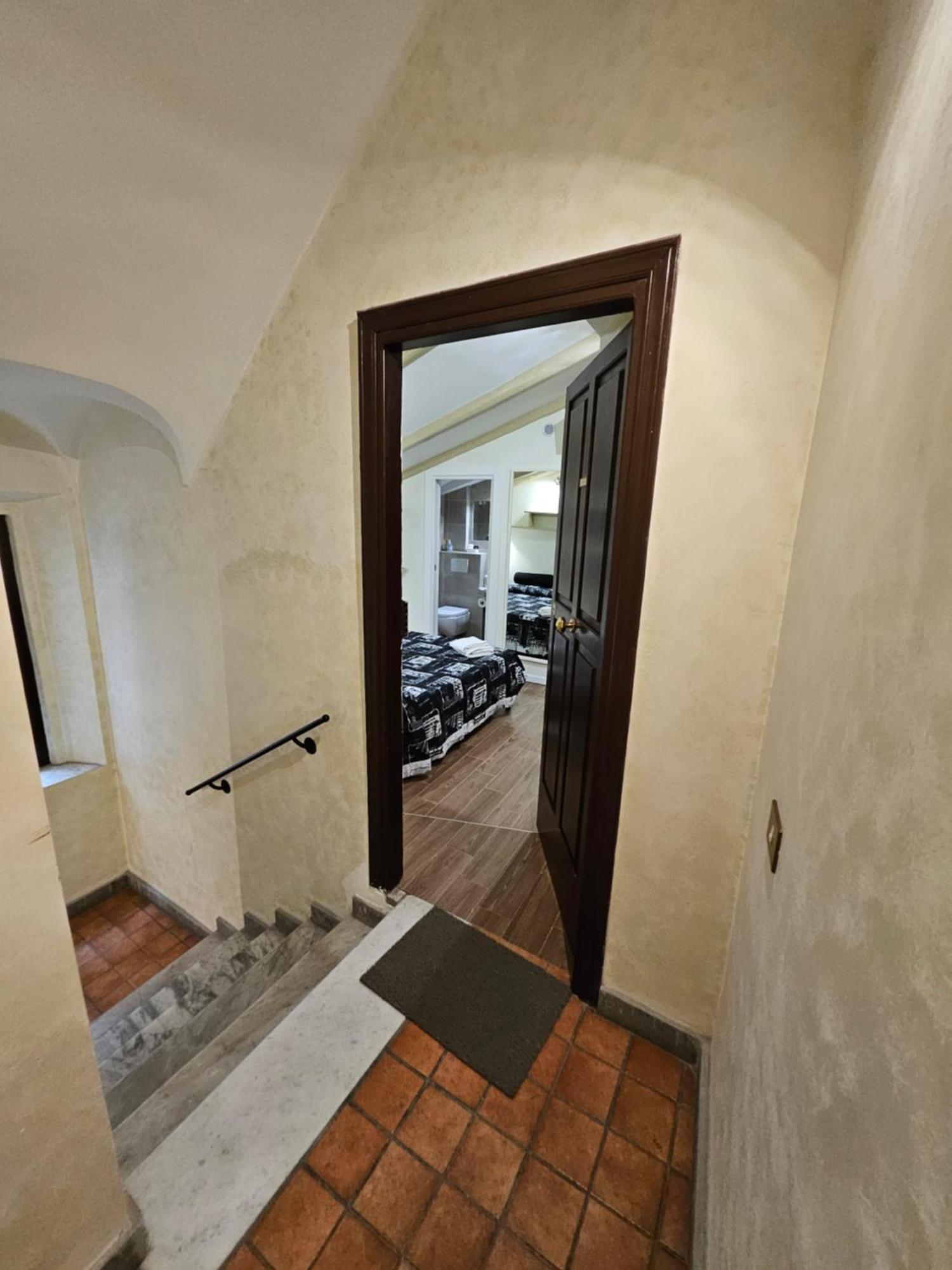 The Fox Cove Apartment Rome Bagian luar foto